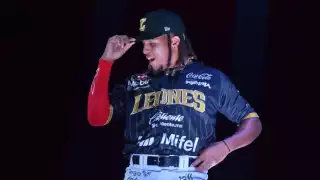 Así lucen los uniformes de Leones