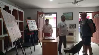 Tras la inauguración, se brindó a los invitados un banquete y en la iglesia se celebró una misa de vestuario especial