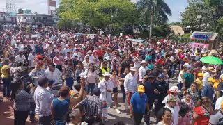 Posteriormente, los funcionarios disfrutaron hermosas estampas yucatecas antes de partir rumbo al hogar de un diputado
