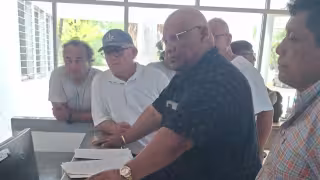 Paro del Circuito Metropolitano: Choferes acusan “cerrazón” de la concesionaria en el conflicto laboral