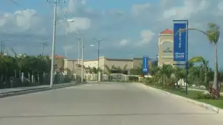 Más de 4 mil familias viven en Urbi Villa del Rey sin drenaje ni conexión de agua potable