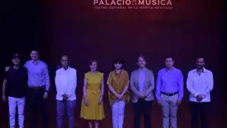 En el evento presentaron al nuevo director artístico de la OSY