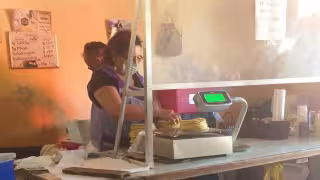 Tortilla en Mérida alcanza hasta 30 pesos por kilo y se mantiene entre las más caras de México