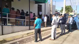 La CFE accedió a las peticiones de los pobladores y comisarios de Hopelchén