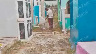 Trabajadores de Bécal denuncian falta de equipo para limpiar cementerios