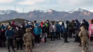 Chile endurece política migratoria: inicia deportaciones y cancela regularización masiva de extranjeros