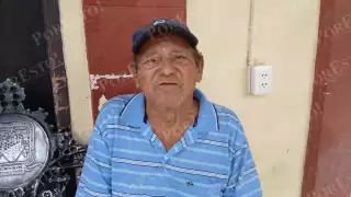 Adulto mayor en Escárcega exige pago de apoyos caídos del programa Bienestar