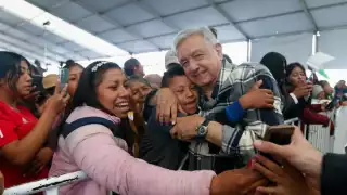 AMLO refrenda el compromiso de dar continuidad a los apoyos a quienes más lo necesitan