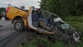 El vehículo quedó destrozado