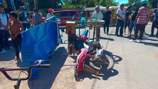 En el lugar de los hechos se arremolinaron muchos curiosos y vecinos que se percataron del suceso