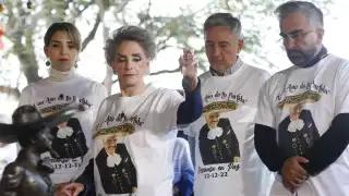 Vicente Fernández fue recordado por sus hijos y viuda