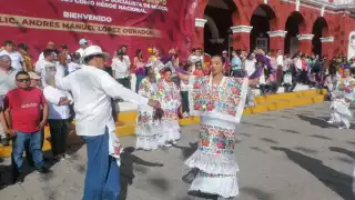 La orquesta de Juan Torres y su trombón de Oro interpretan canciones yucatecas