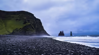 Playa Negra de Islandia cambia radicalmente tras tormentas y aumento del nivel del mar; autoridades alertan por riesgo extremo