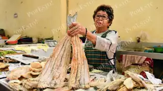 Bacalao fresco, el platillo de lujo en cenas de fin de año campechanas