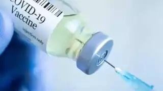 Cofepris informó que el 29 de noviembre emitirá la resolución defnitiva de las empresas que podrán comercializar vacunas contra COVID-19.