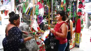 Mercado principal de Campeche se llena de colores y tradición navideña
