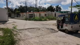 Calles sin pavimentar en la comunidad de Subteniente López; un peligro constante