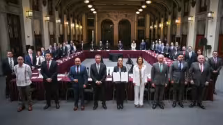 Presidenta Sheinbaum promete gasolina por debajo de 24 pesos en México pese al alza internacional