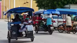 Los mototaxis son usados en lugares donde no llega el transporte urbano, como taxis, colectivos ni camiones