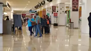 Por la tarde se espera la llegada de otros diez vuelos desde la Ciudad de México