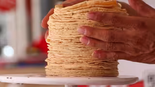 ¿Subirá el precio de la tortilla en México? Sheinbaum lo niega y responde a advertencia del sector