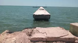 Es necesario demoler la carpeta de concreto y volver a construir el puente