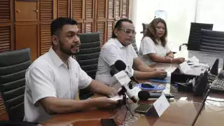 Centro de Investigación Científica de Yucatán festeja aniversario con mezcal