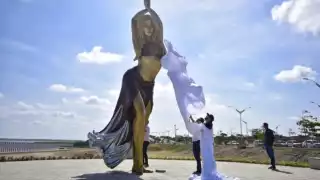 Los padres de la cantante asistieron a la debelación y agradecieron el reconocimiento al legado de Shakira