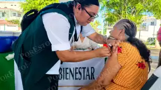 Ciudad del Carmen registra buen avance en vacunación invernal: influenza, COVID-19 y neumococo