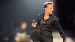 Mhoni Vidente visualiza un concierto gratis de Luis Miguel en el Zócalo de la CDMX