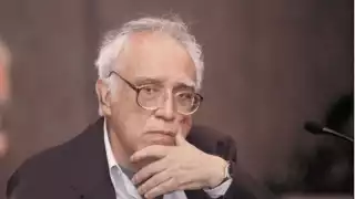 Se le hará una inscripción con letras doradas como muestra de honor al cronista