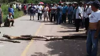 Protección Civil pide a los automovilistas y población en general tomar precauciones
