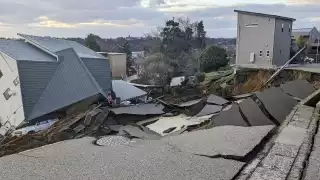 El Primer Ministro japonés informó que las labores de rescate se mantienen, teniendo como prioridad el rescate de personas que pudieran seguir entre los escombros
