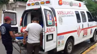 Los servicios de emergencia lo trasladaron al hospital con lesiones graves