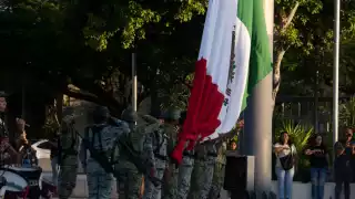Quintana Roo se unió a la celebración nacional del Día de la Bandera