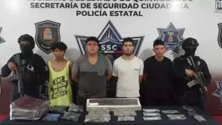 Arrestan a cuatro presuntos narcomenudistas en Cancún