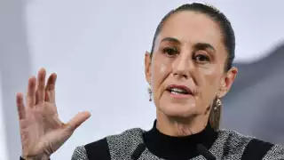 Presidenta Claudia Sheinbaum anuncia más apoyos al deporte y reconoce labor de Rommel Pacheco en el Premio Nacional de Deportes 2025