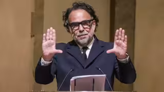 Alejandro González Iñárritu aplaude que México tenga una mujer como presidenta