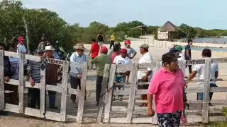 Ejidatarios de Dzemul recuperan el derecho para la explotación de la salinera Xtampú