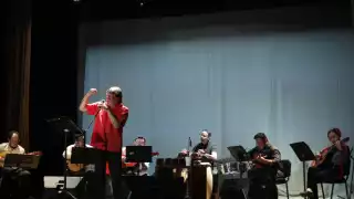 También cantó Hoy, poema de Fernando Espejo, que musicalizó como homenaje póstumo