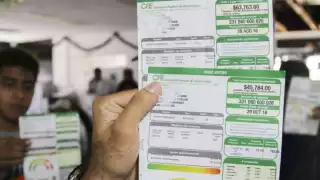 Agua Potable y Alcantarillado (CAPA) de no actuar en favor de los consumidores y de ser cómplices en esta situación.