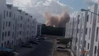 La explosión fue en un banco de material de Cancún