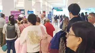 Otros dos vuelos anticipados fueron el 820 y el 1100 de Aeroméxico y Viva Aerobús, que lo hicieron a las 08:03 y 07:47 de la metrópoli