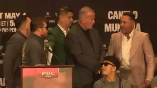 Jaime Munguía sólo presenció el encontronazo de Canelo Álvarez y Óscar de la Hoya