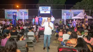 Liborio Vidal visitó las colonias San Antonio Xluch, San José Tecoh y Castilla Cámara