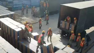 El Gobierno de México celebró la llegada de los primeros enserés domésticos comprados a China para los daminificados por el Huracán Otis en Acapulco y Coyuca de Benitez