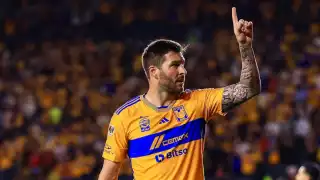 André-Pierre Gignac entró de cambio al 74'; sustituyó a Juan Pablo Vigón