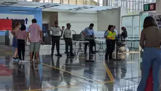 Se 'desploma' el aeropuerto de Campeche; movilidad de pasajeros, sin 'levantar el vuelo'