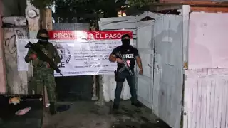 Caen ocho presuntos narcomenudistas en tres cateos en Cancún y Chetumal