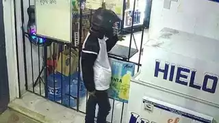 Los hombres dijeron que regresarían al día siguiente para encontrar a una persona